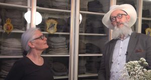 PETITGAS en bevaret herrehatte forretning fra 1857 PETITGAS-en-bevaret-herrehatte-forretning-fra-1857