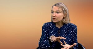 Vold Bag Facaden – At sulte sig ud af volden Vold Bag Facaden. At sulte sig ud af volden Lea del 1